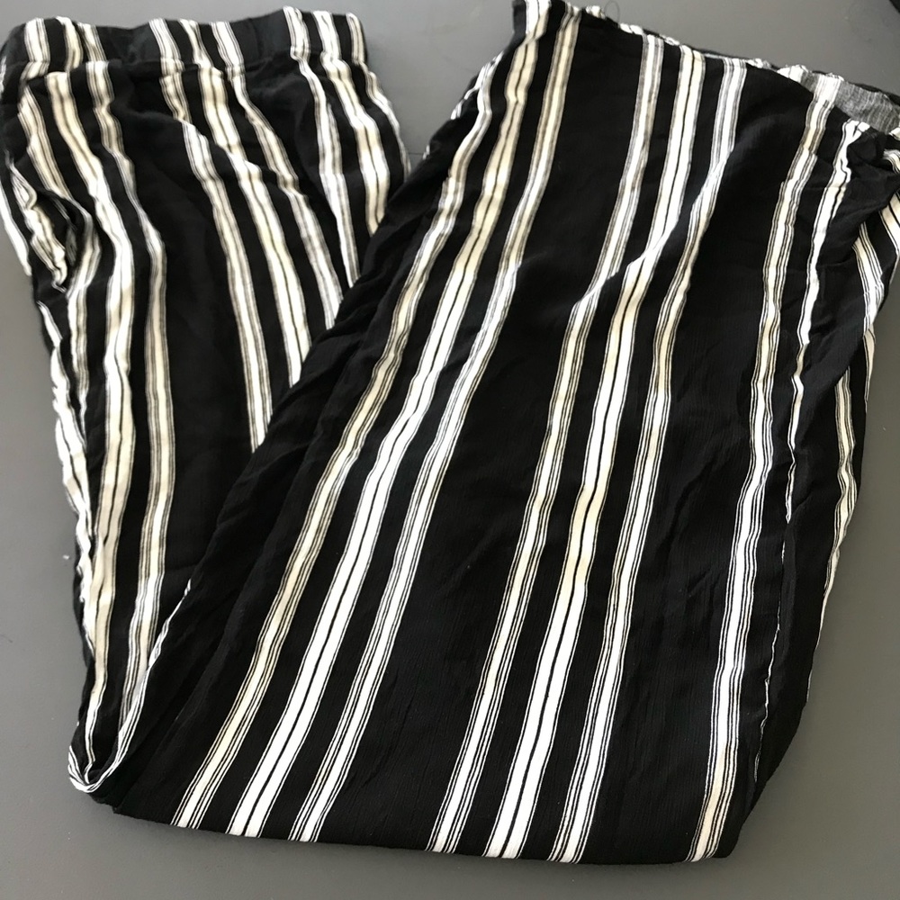 FASHION NOVA BLACK WHITE ISLAND GIRL 2X PANTS